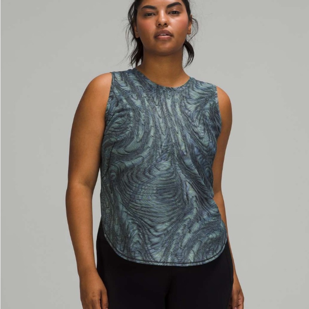 Lululemon High Neck-Split Hem Run Tank‎ in Dimensional Icing Blue Multi.
